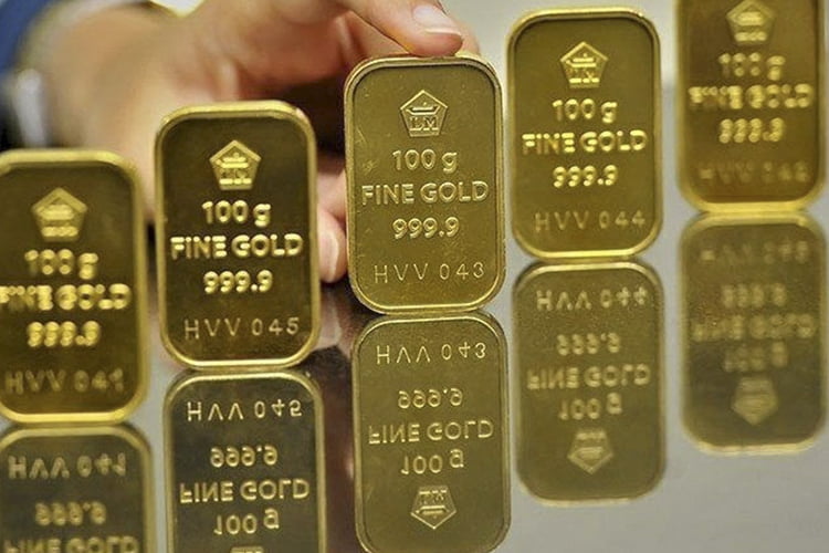 Harga Emas Antam Naik Rp 4.000 per Gram, Selisih dengan Harga Buyback Rp 121.000