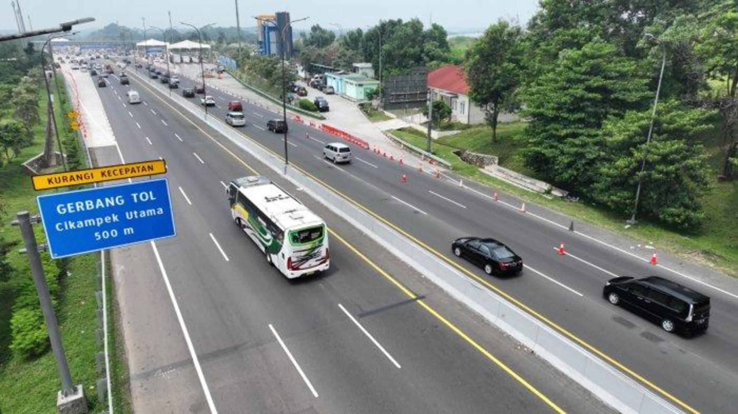 Kendaraan Barang Boleh Melintas Saat Arus Mudik!