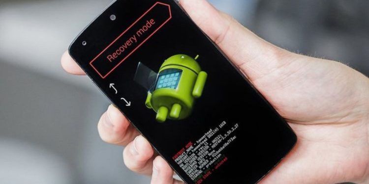 Smartphone Bootloop? Jangan Panik! Perbaiki Sendiri di Rumah dengan 4 Tips Jitu Ini!