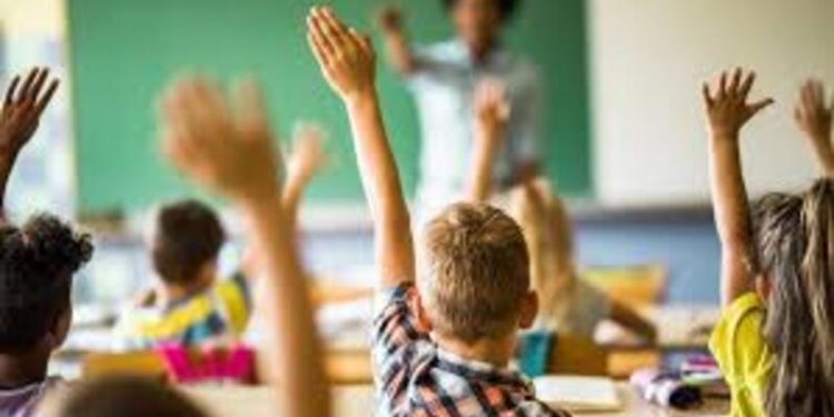 Strategi Menabung untuk Pendidikan Anak: Apa yang Perlu Dipertimbangkan?