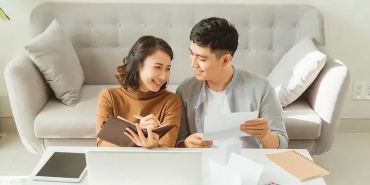 Tips Mengatur Keuangan Setelah Menikah