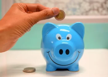 Gaji Cepat Habis? Ini Cara Cerdas Atur Uang Agar Bisa Nabung dan Investasi