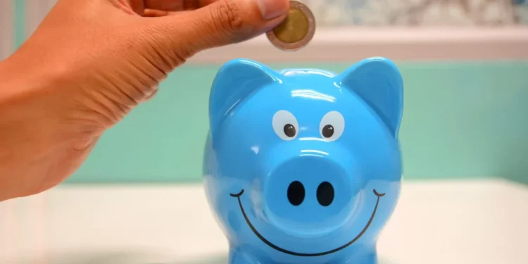 Gaji Cepat Habis? Ini Cara Cerdas Atur Uang Agar Bisa Nabung dan Investasi