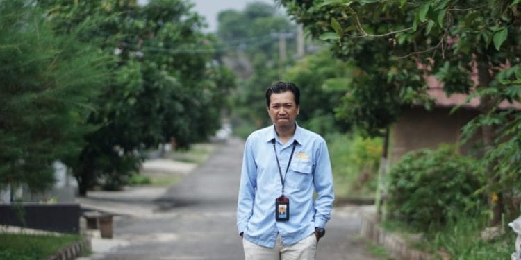 Administrasi Kesedihan: Puisi Muhammad Alfariezie Mengungkap Luka Sosial dan Satire Realistis Kota Bandar Lampung