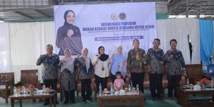 Sosialisasi Program Makan Bergizi Gratis di Lampung: Nggak Cuma Bikin Anak Sehat, Tapi Juga Bikin Ekonomi Naik Daun!