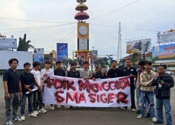 Mahasiswa Ancam Aksi Lanjutan Jika Siswa SMA Siger Tak Dipindahkan