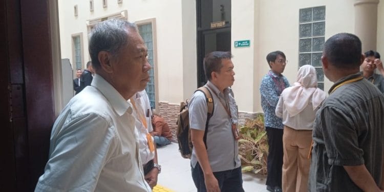 Hakim Masih Bersidang, Agenda PT LEB Tak Bisa Dilanjutkan