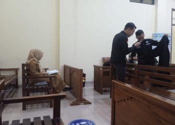 Eks Sekdaprov Lampung Fahrizal Darminto Absen dalam Sidang Tipikor PT LEB