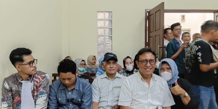 Perkara PT LEB Jadi Magnet Publik, Ruang Sidang PN Tanjungkarang Penuh Pengunjung