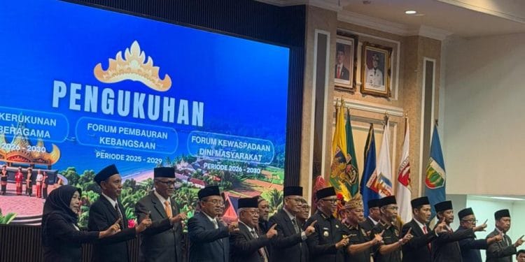 Dilantik Gubernur Mirza, H. Darussalam Siap Jadikan FPK Garda Terdepan Pembauran Kebangsaan