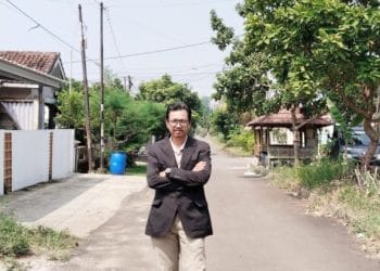 Kritik Sastra Kontemporer Spanyol Sebut Puisi Muhammad Alfariezie Mengedepankan Intensitas Makna