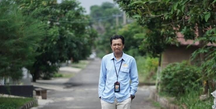 Dari Jalan Rusak hingga Kucing Kampung, Puisi Muhammad Alfariezie Bicara tentang Rakyat